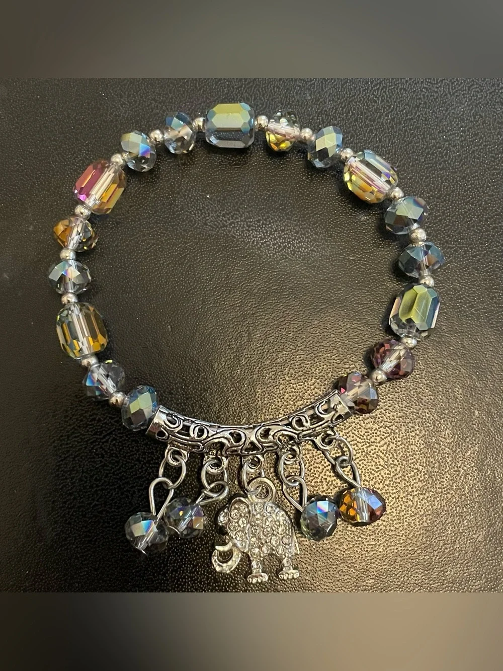 * Czech Blue/Grey Crystal Elephant Charm Bracelet 7”-8” stretchy NEW Gorgeous!